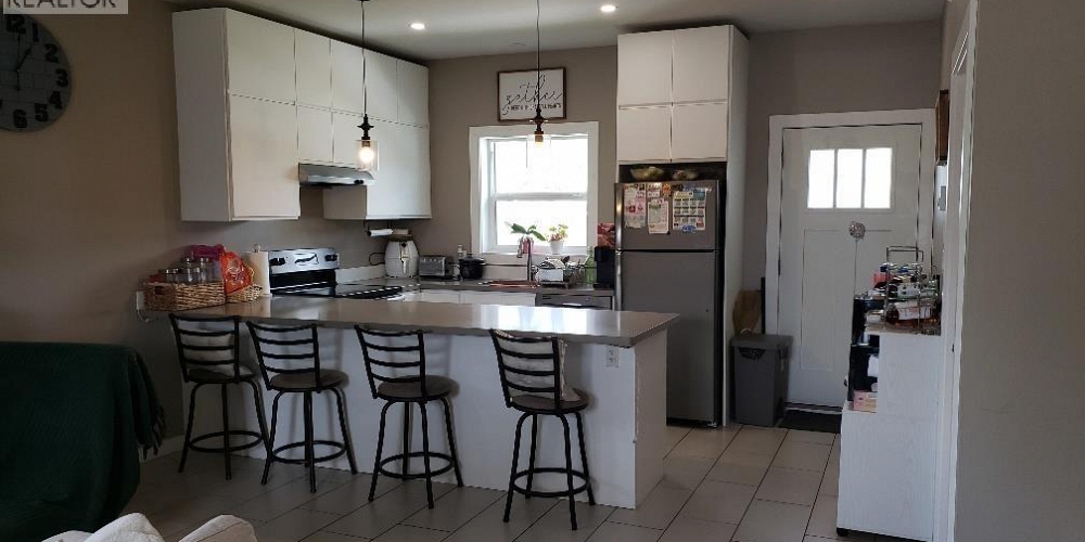 4702 PARK AVENUE Terrace Photo 6 4702 PARK AVENUE Terrace Photo 6